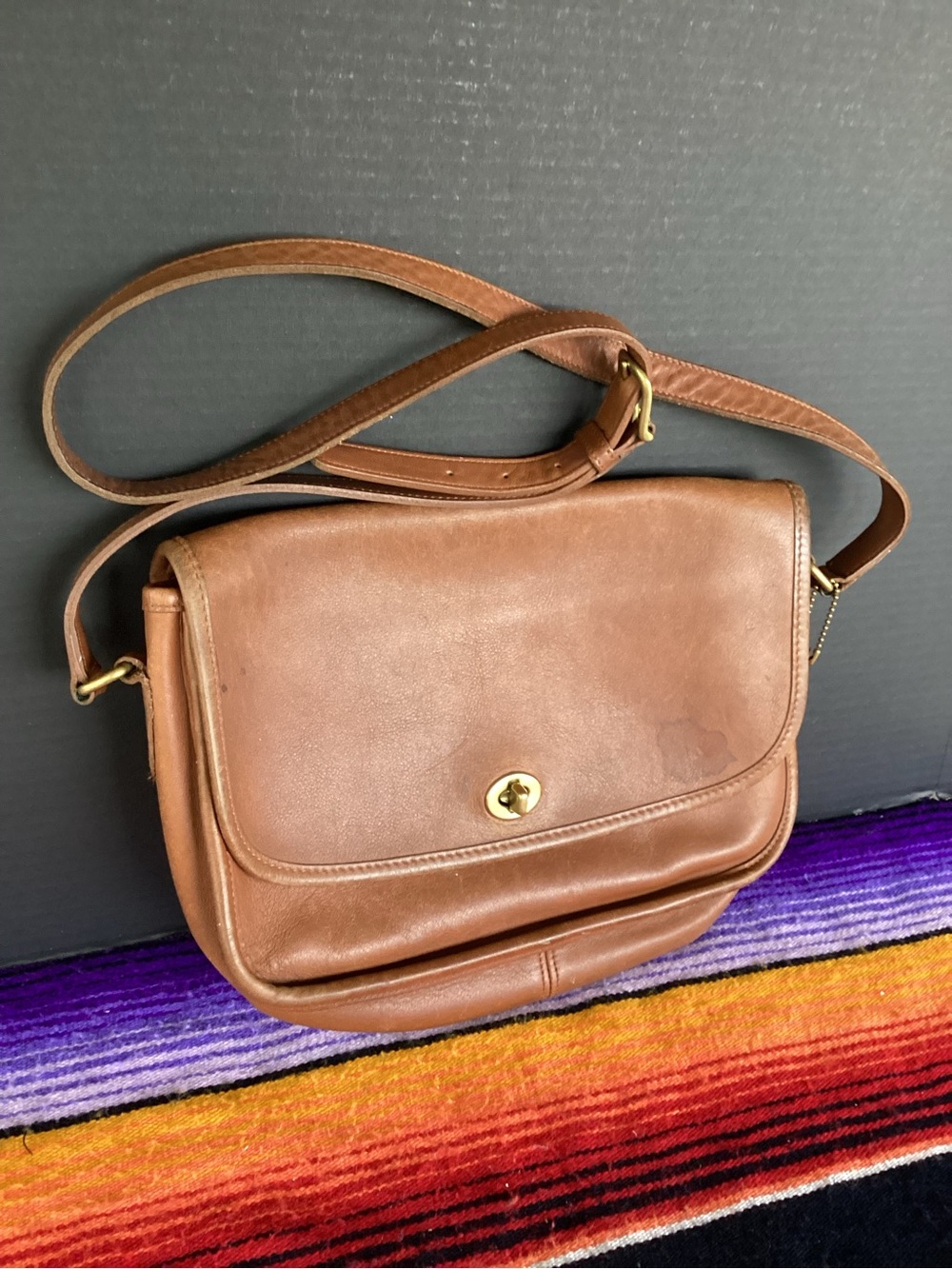 Vintage Coach City Bag F82-9790 Brown Leather cross body bag